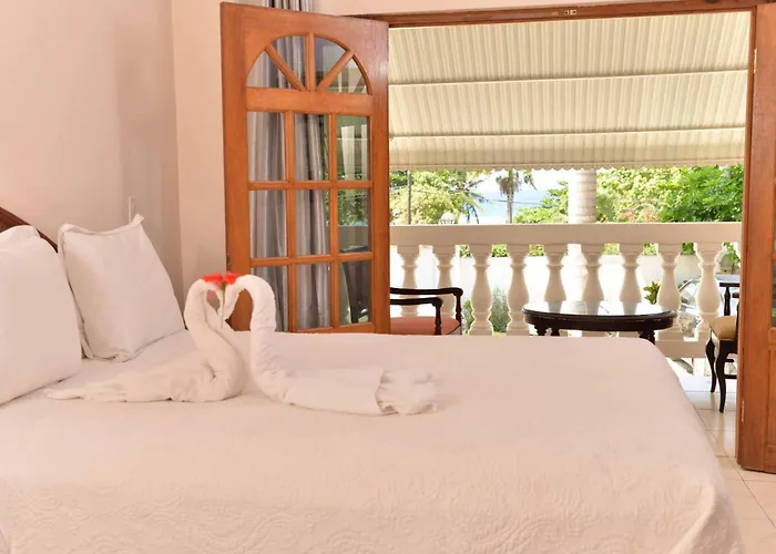 Chateau Margarita Ja Guest house Montego Bay